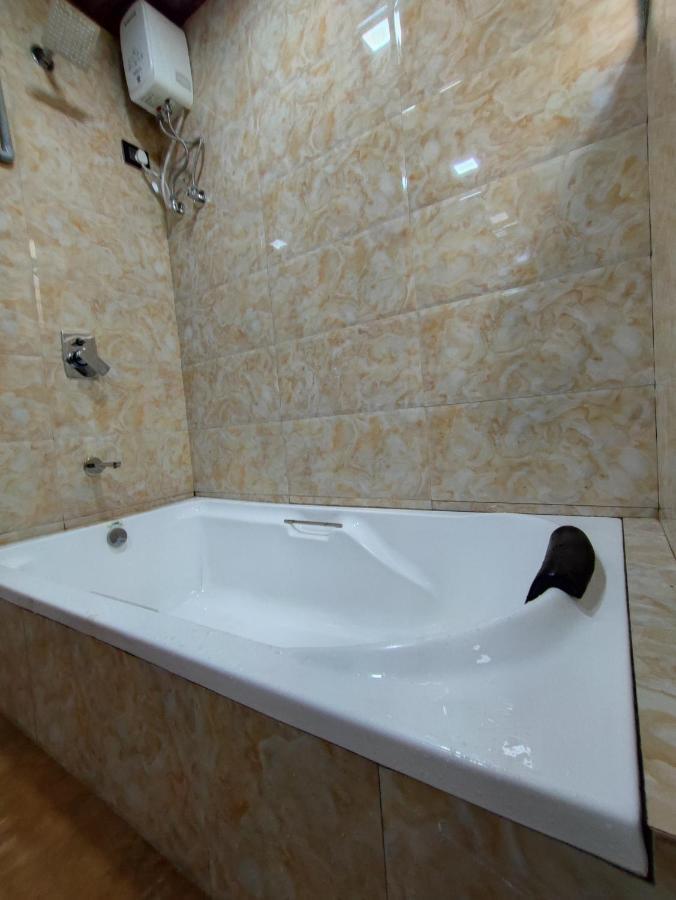 Hotel Starlit Navi Mumbai Exterior photo