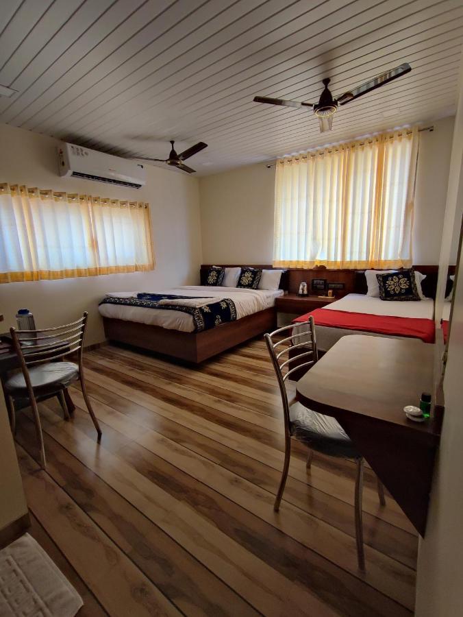 Hotel Starlit Navi Mumbai Exterior photo